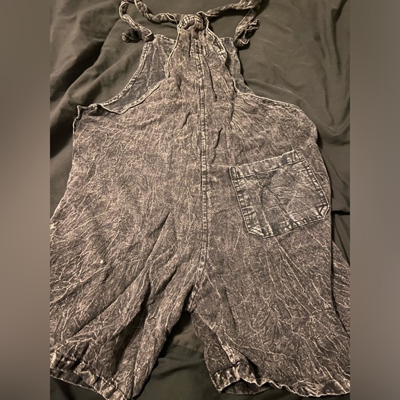 Summer shorts - Picture 2 of 2